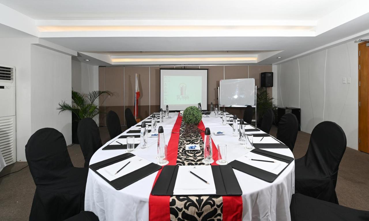 St Mark Hotel Cebu Zewnętrze zdjęcie