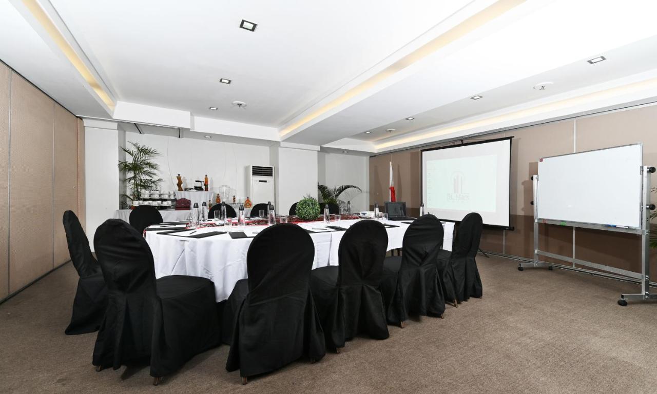 St Mark Hotel Cebu Zewnętrze zdjęcie