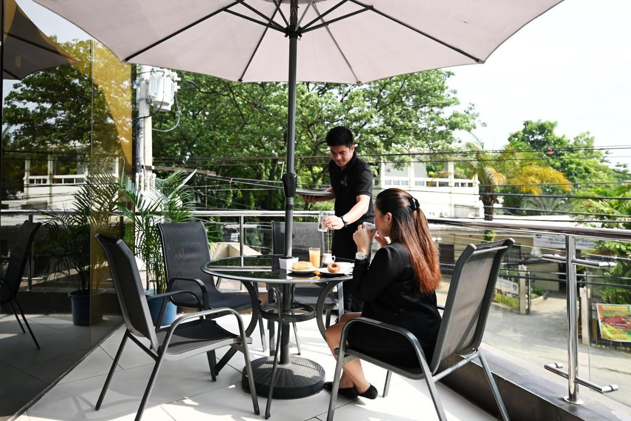 St Mark Hotel Cebu Zewnętrze zdjęcie