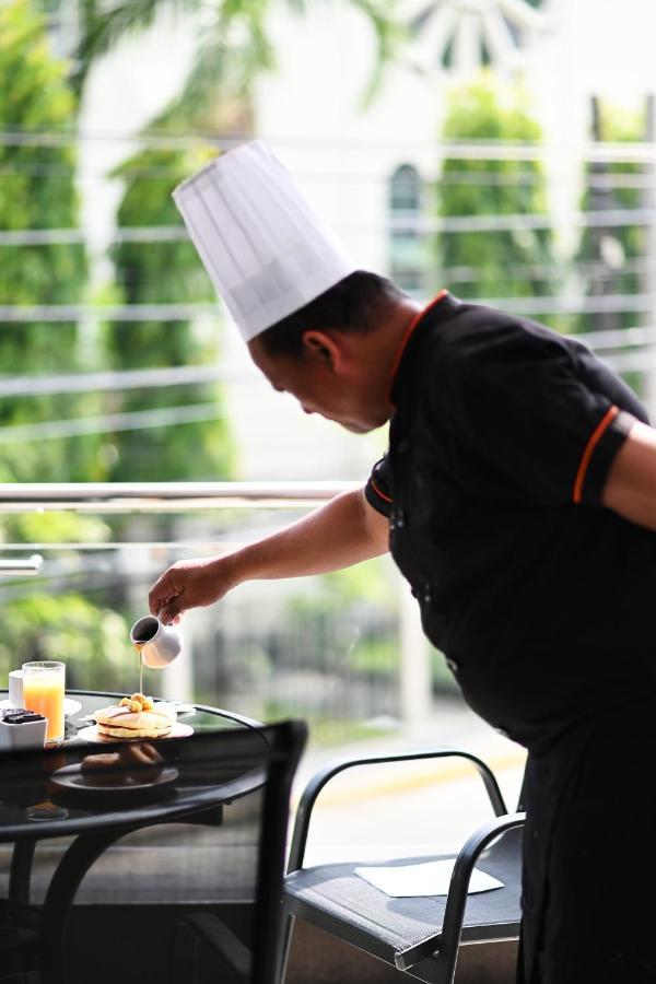 St Mark Hotel Cebu Zewnętrze zdjęcie